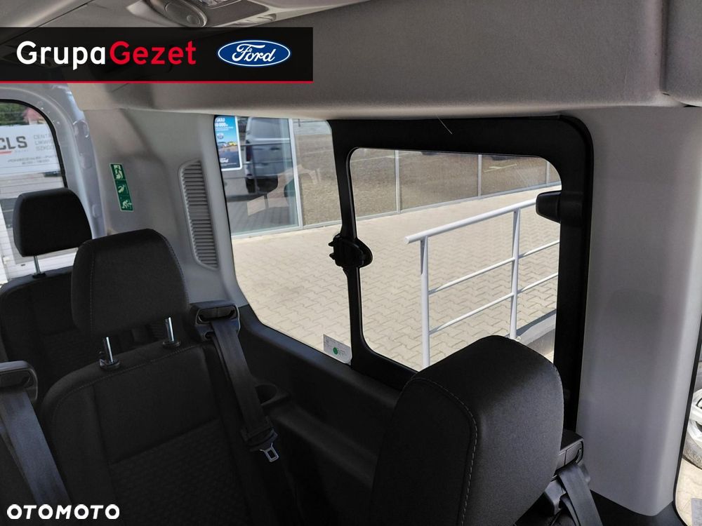 Ford Transit - 24