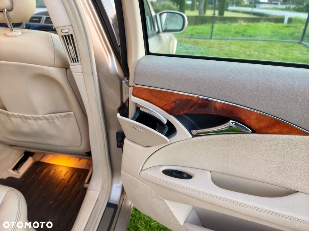 Mercedes-Benz Klasa E 200 Kompressor T Elegance - 23