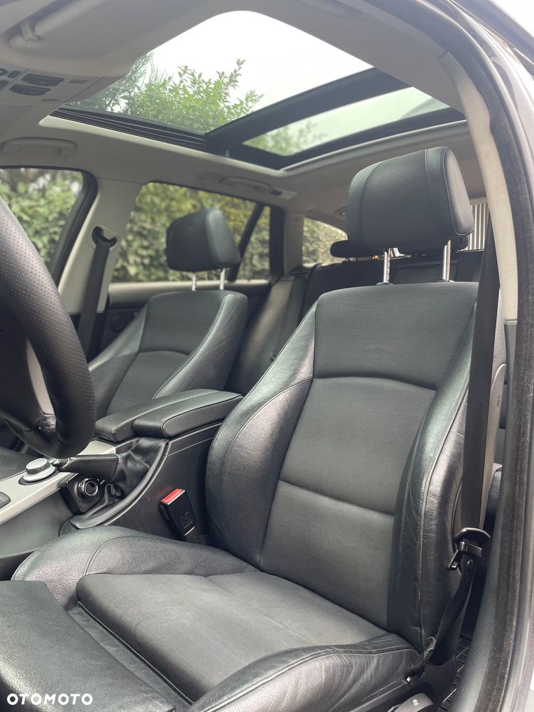 BMW Seria 3 320d - 23
