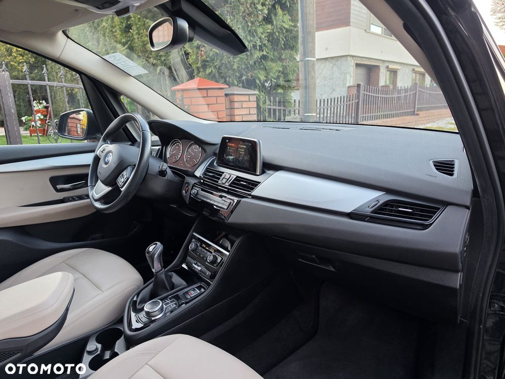 BMW Seria 2 216d GT Advantage - 12