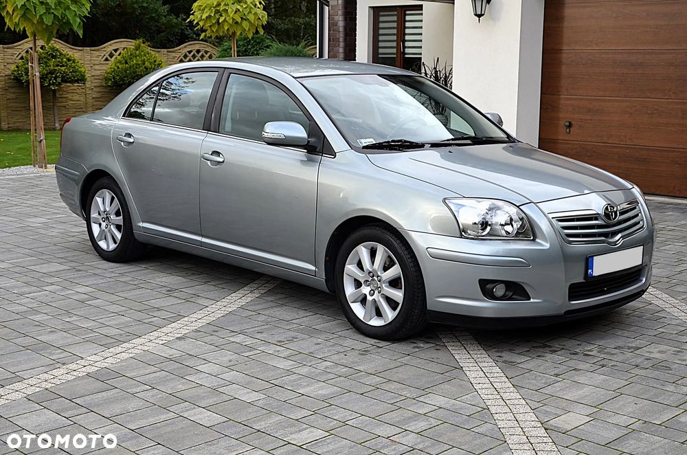 Toyota Avensis 2.0 D-4D Team - 9