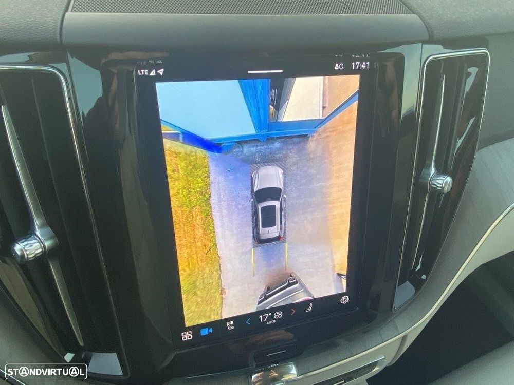 Volvo XC 60 2.0 T6 PHEV Plus Bright - 19