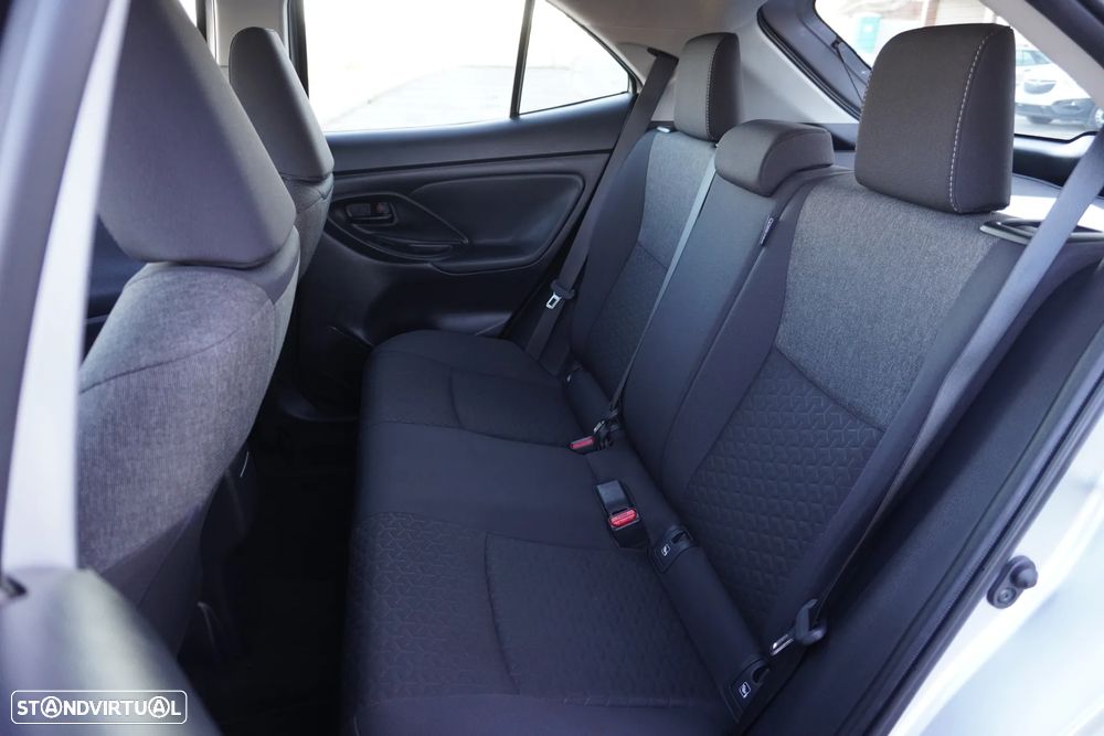 Toyota Yaris Cross 1.5 HDF Comfort Plus - 22