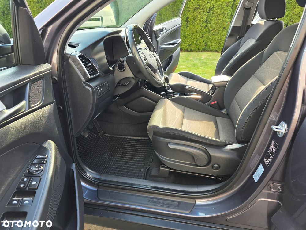 Hyundai Tucson blue 1.6 GDi 2WD Advantage - 27