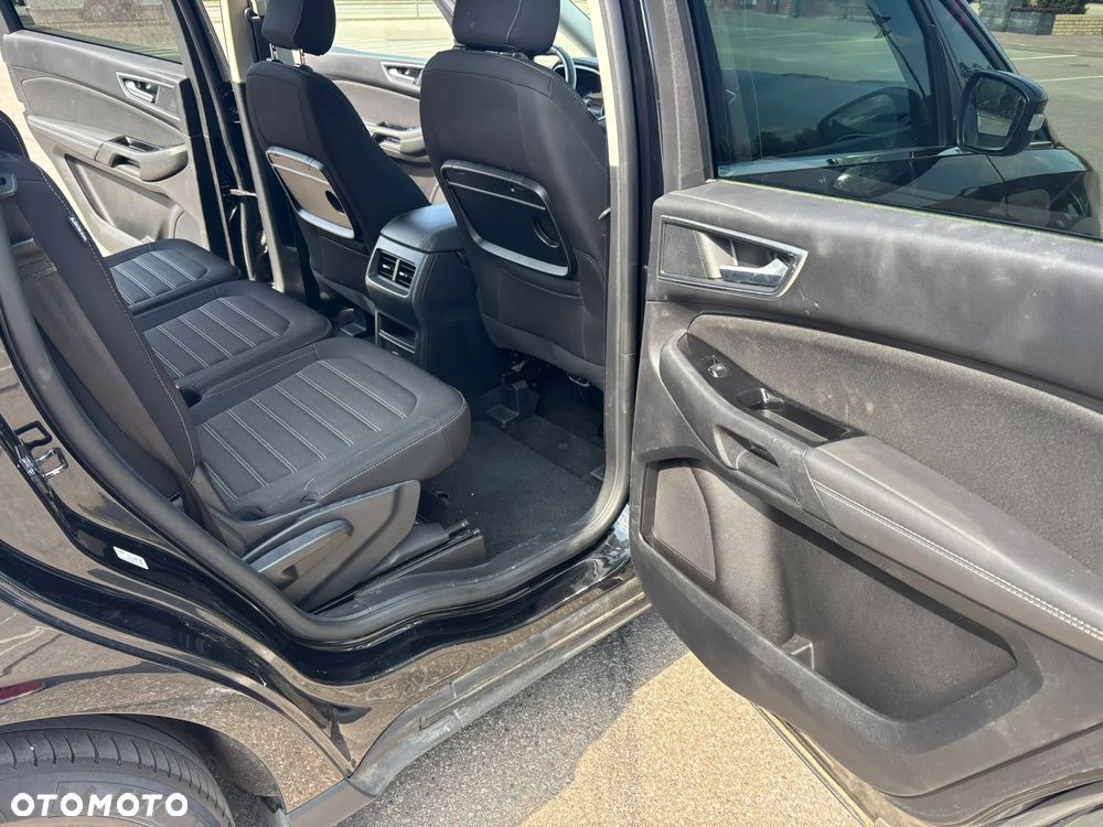 Ford Galaxy - 23