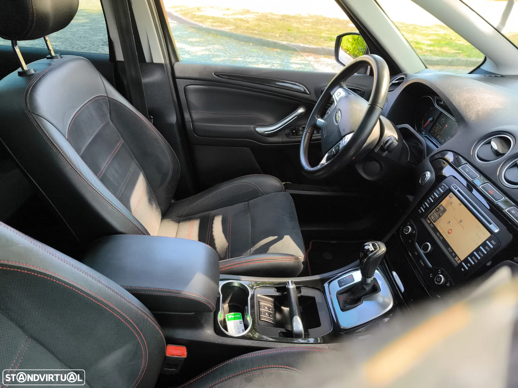 Ford S-Max 2.0 TDCi Titanium Busine. 7L Aut. - 41