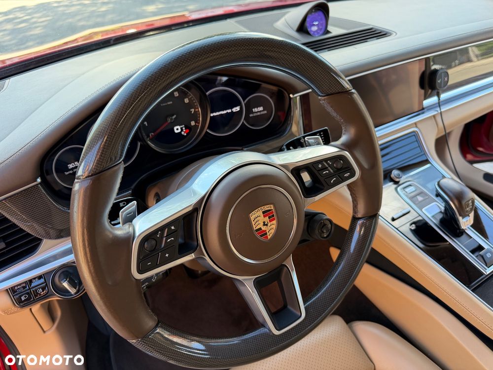 Porsche Panamera 4S GPF - 11