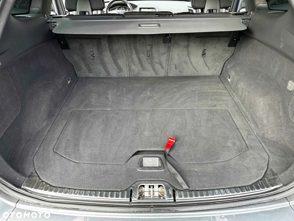 Volvo XC 60 D4 Momentum - 34