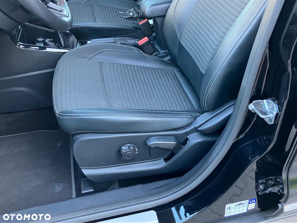 Ford EcoSport 1.0 EcoBoost TITANIUM X - 22
