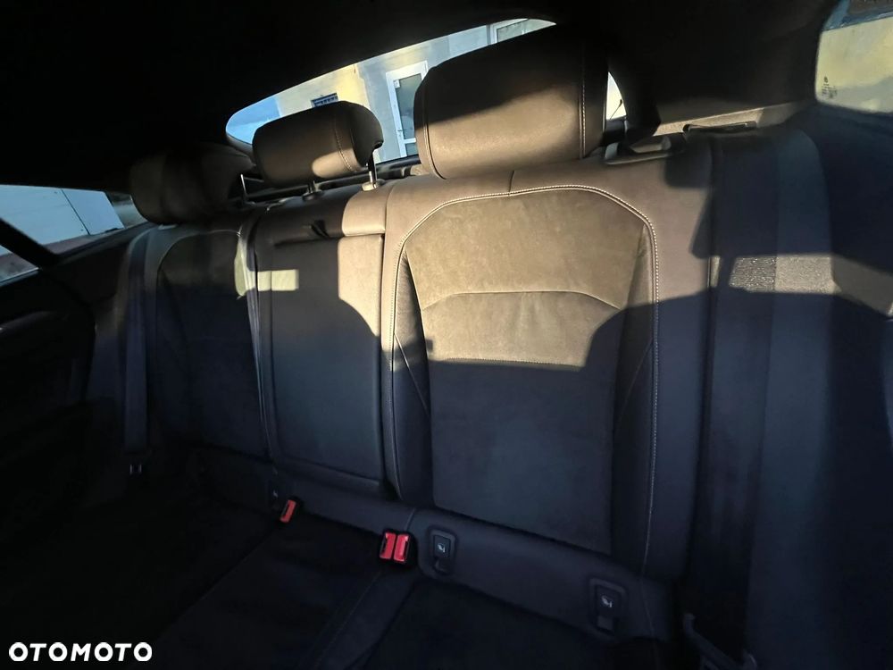 Volkswagen Arteon 2.0 TDI Bi-Turbo SCR 4Mot R-Line DSG - 18