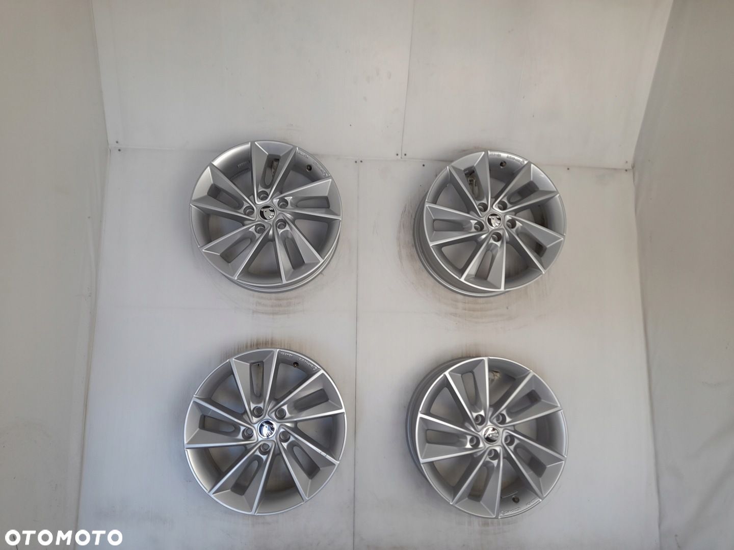 Felgi aluminiowe Skoda OE KBA51561 6.5" x 17" 5x112 ET38 - 1