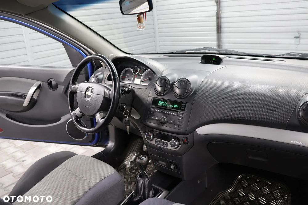 Chevrolet Aveo 1.4 16V LS - 5