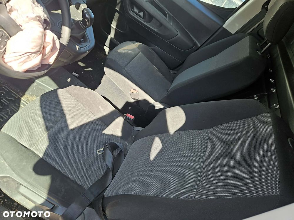 Citroën BERLINGO 1.6 eHDI  2019 FRANCJA - 13