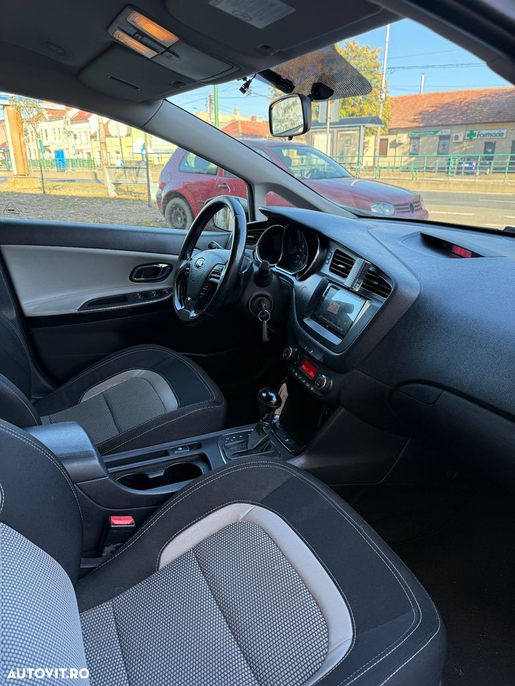 Kia Ceed - 6