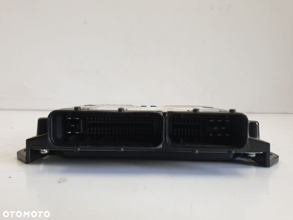 Mazda 5 Premacy II STEROWNIK SILNIKA 275800-6680 - 3