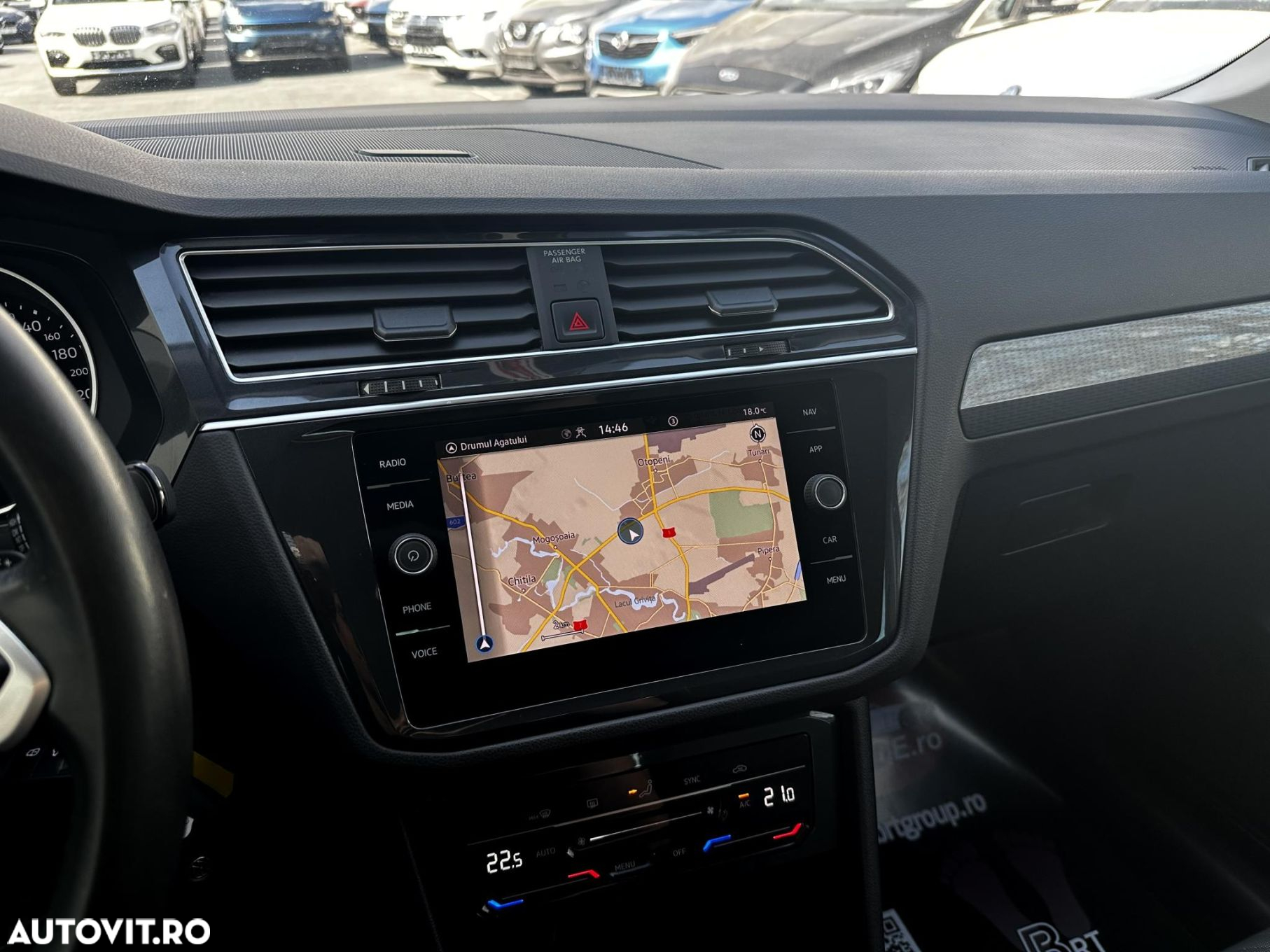 Volkswagen Tiguan - 11