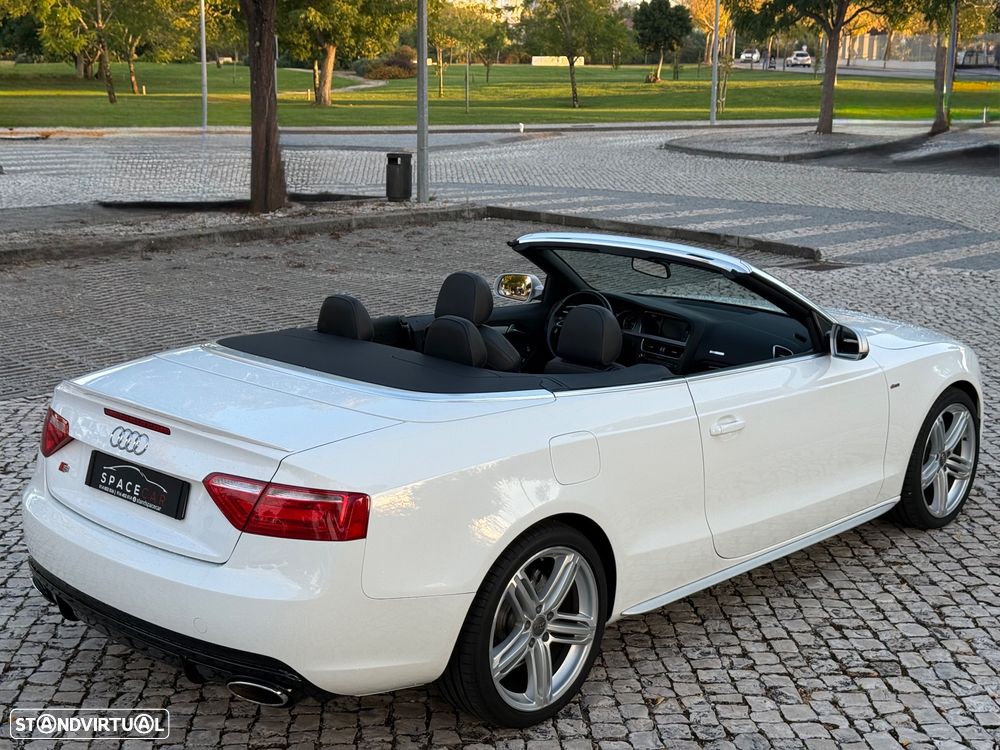 Audi A5 Cabrio 2.0 TDi S-line - 2