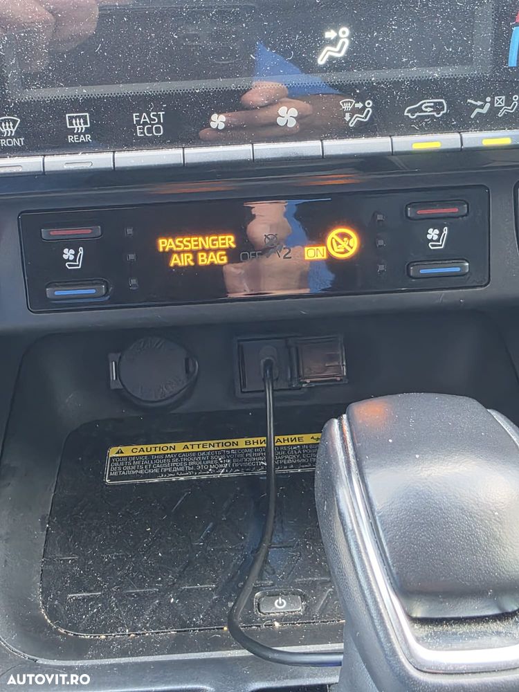 Toyota RAV4 2.5 4x4 Lounge - 14