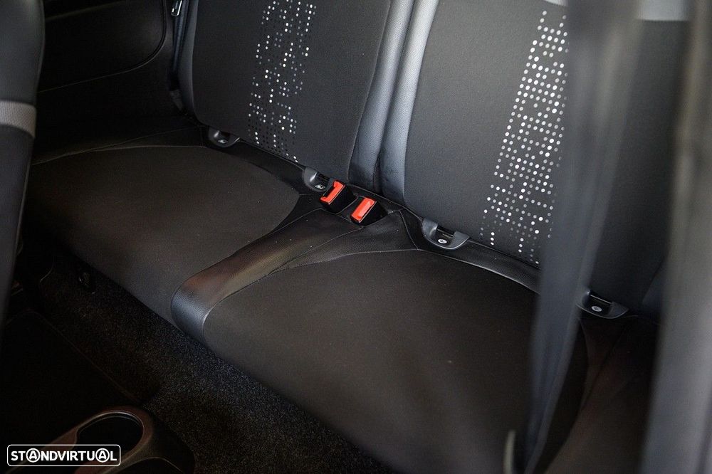 Fiat 500 1.0 Hybrid Sport - 28