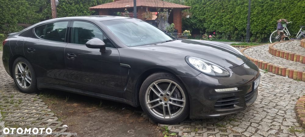 Porsche Panamera - 3