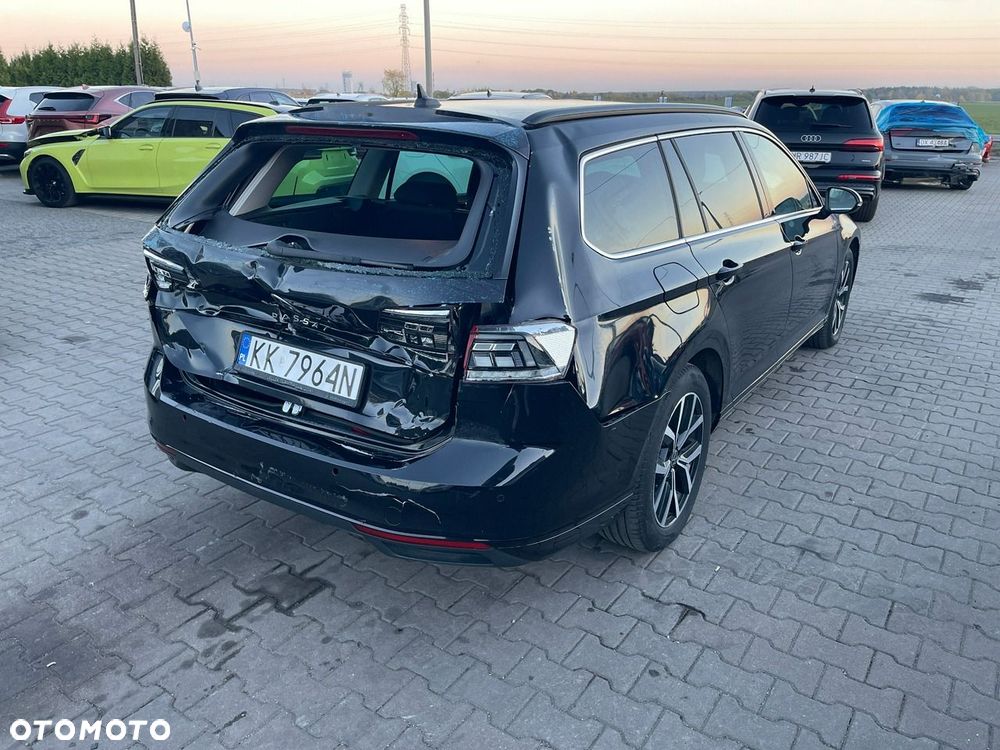 Volkswagen Passat Variant 2021 photo 2