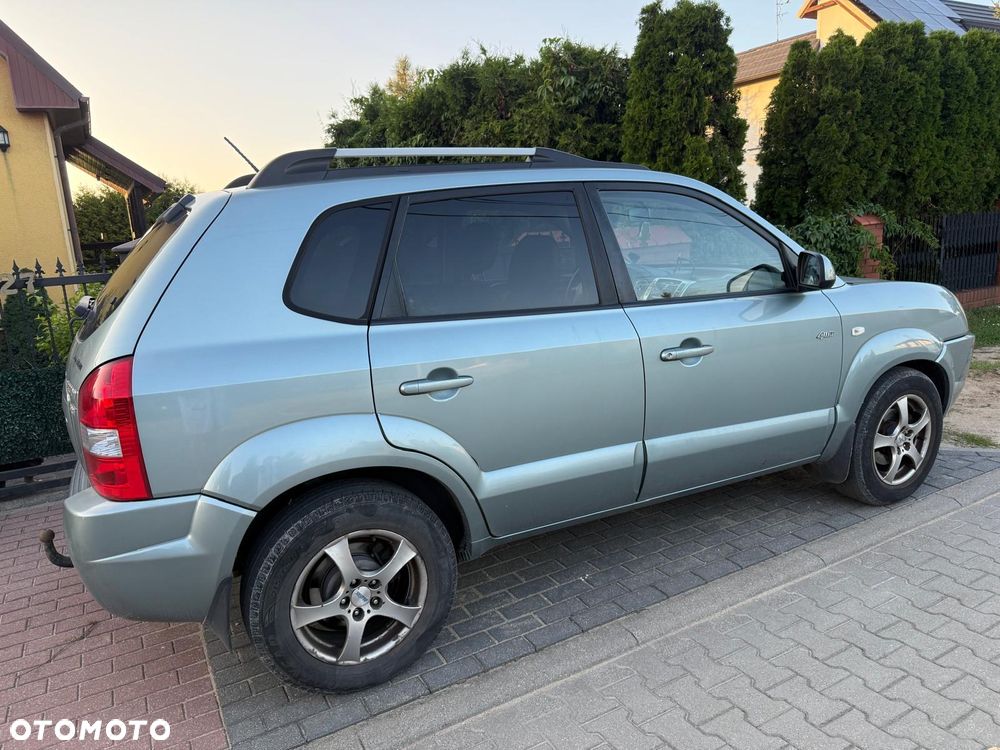 Hyundai Tucson 2.0 CRDi VGT 4WD GLS - 4