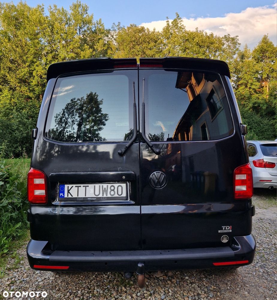 Volkswagen Caravelle - 7