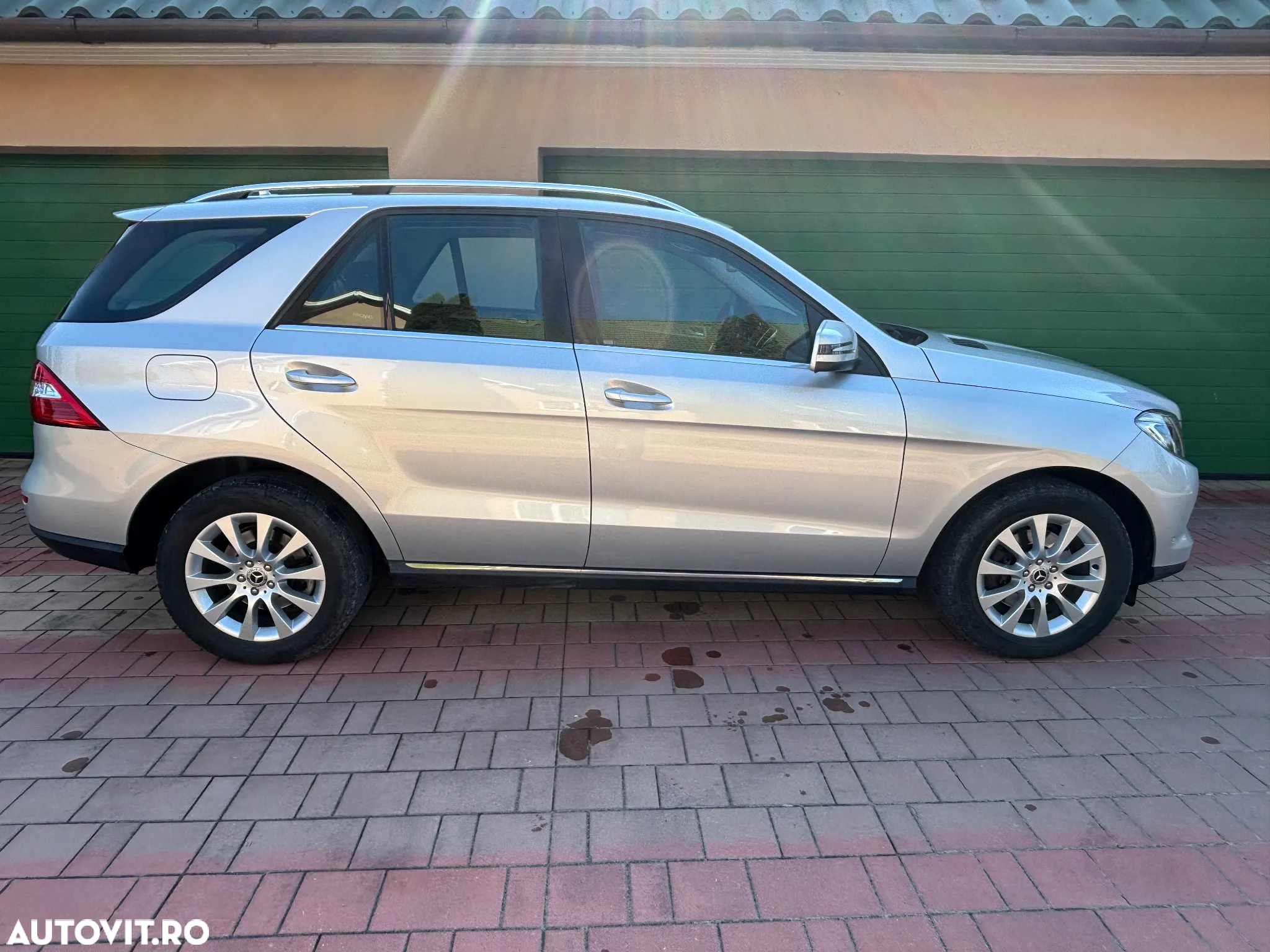 Mercedes-Benz ML 350 BlueTec 4MATIC Aut - 3