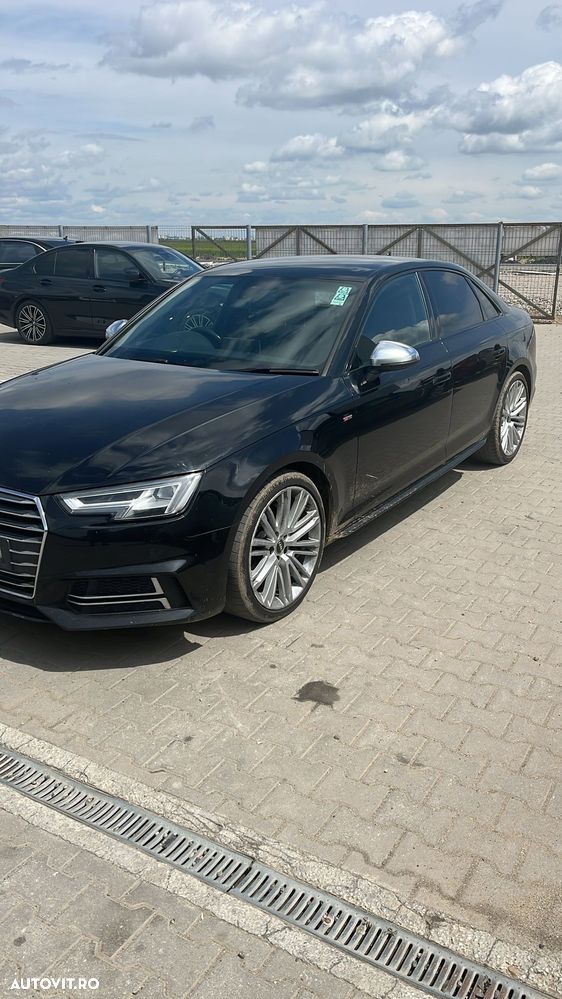 Dezmembram Audi A4 B9 2.0 TDI automat S line din 2018 - 2
