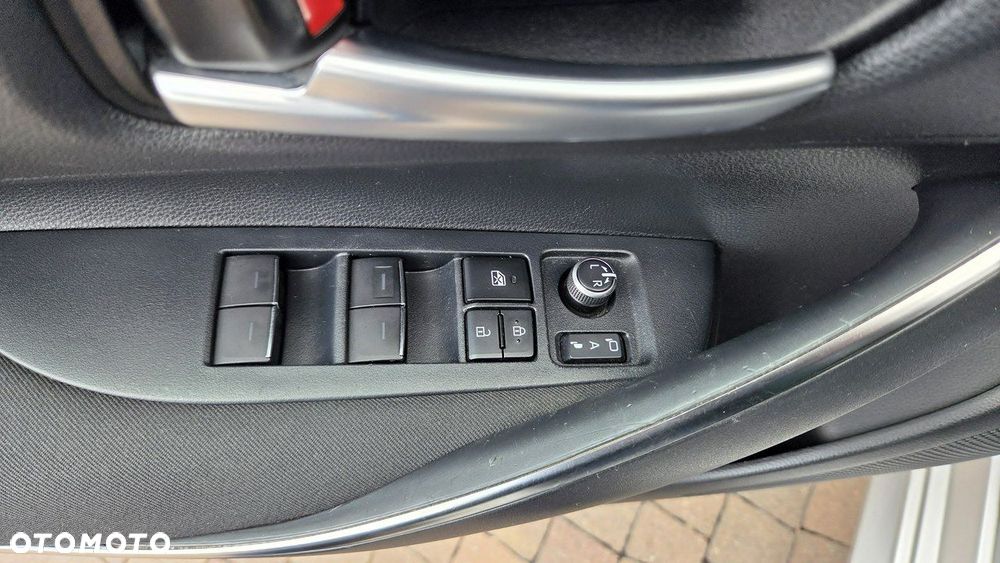 Toyota Corolla 1.8 Hybrid GPF Comfort - 31