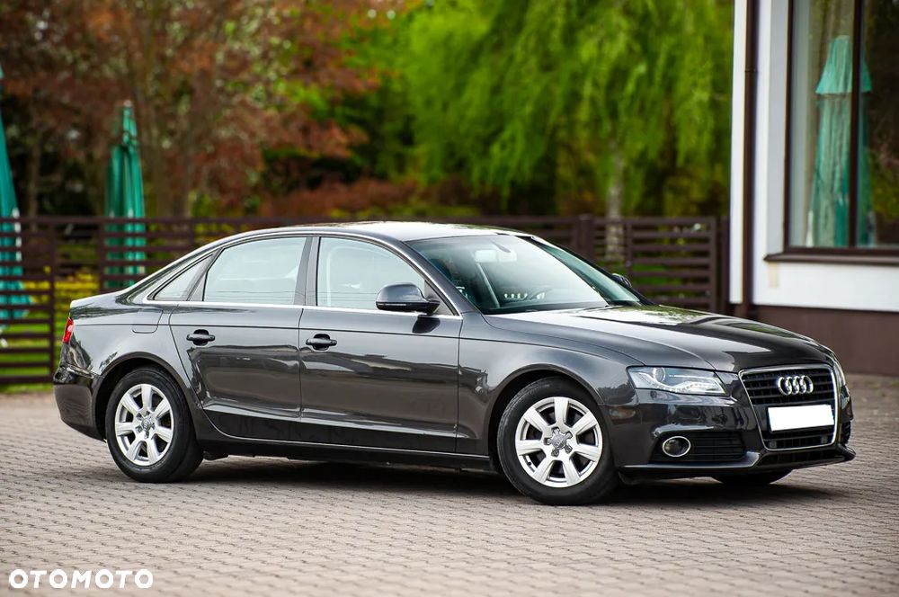 Audi A4 Limousine 2.0 TDI DPF Ambiente - 4