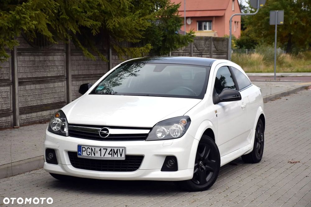 Opel Astra III GTC 1.6 Sport - 2