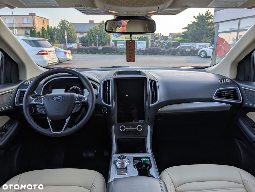 Ford Edge - 13