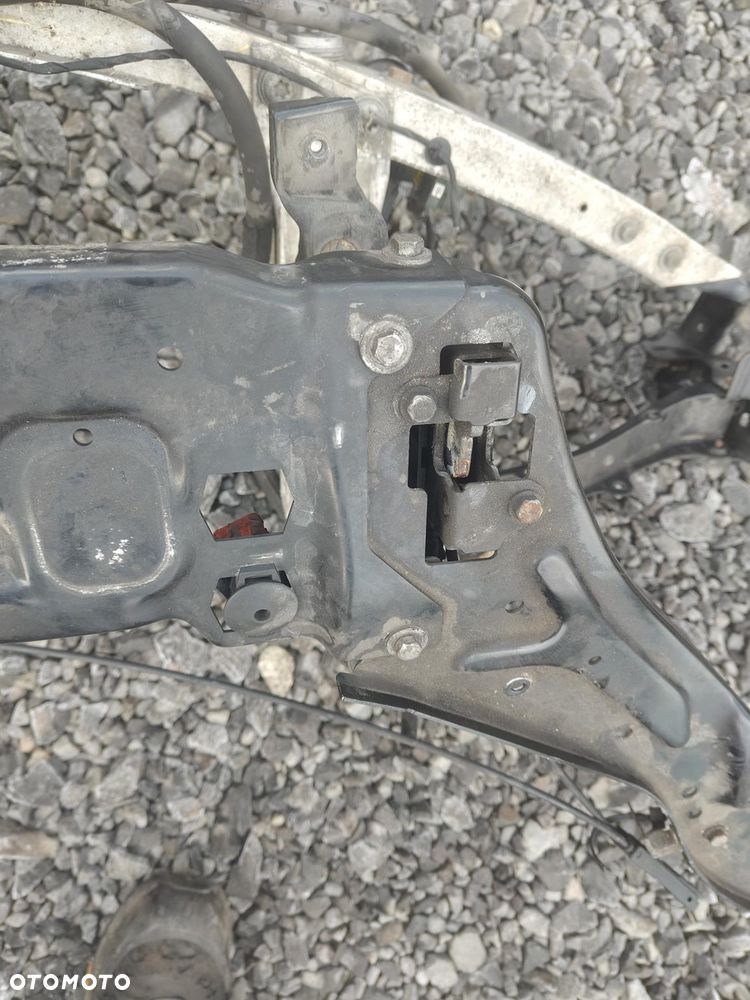 MERCEDES W212 3.0 CDI OM642 350cdi Pas Przedni Wzmocnienie Czołowe Chłodnice Belka - 22