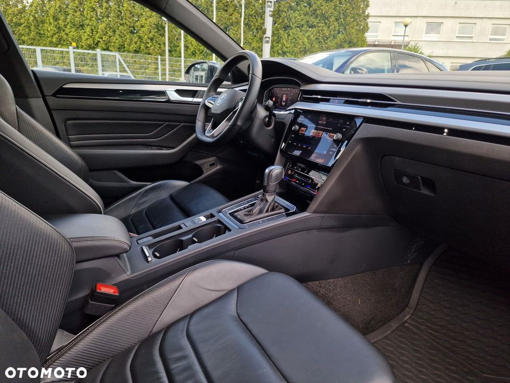 Volkswagen Arteon 2.0 TSI R-Line DSG - 17