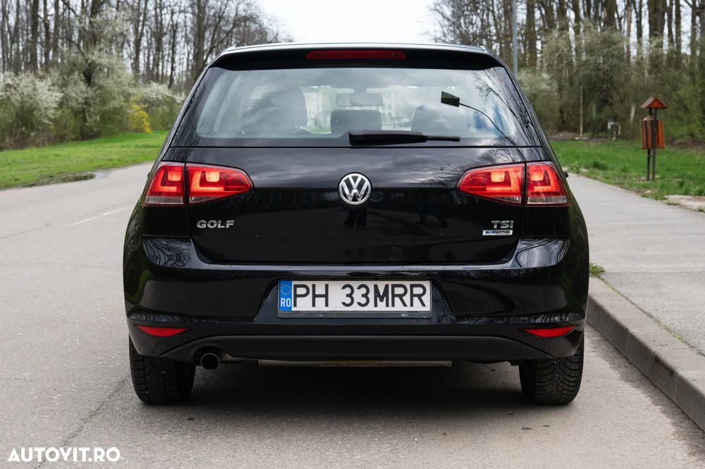 Volkswagen Golf 1.2 TSI BlueMotion Technology Comfortline - 2