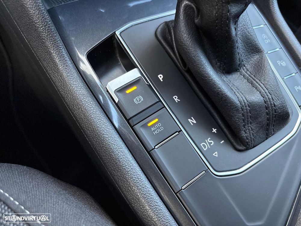 VW Tiguan Allspace 2.0 TDI Confortline DSG - 48