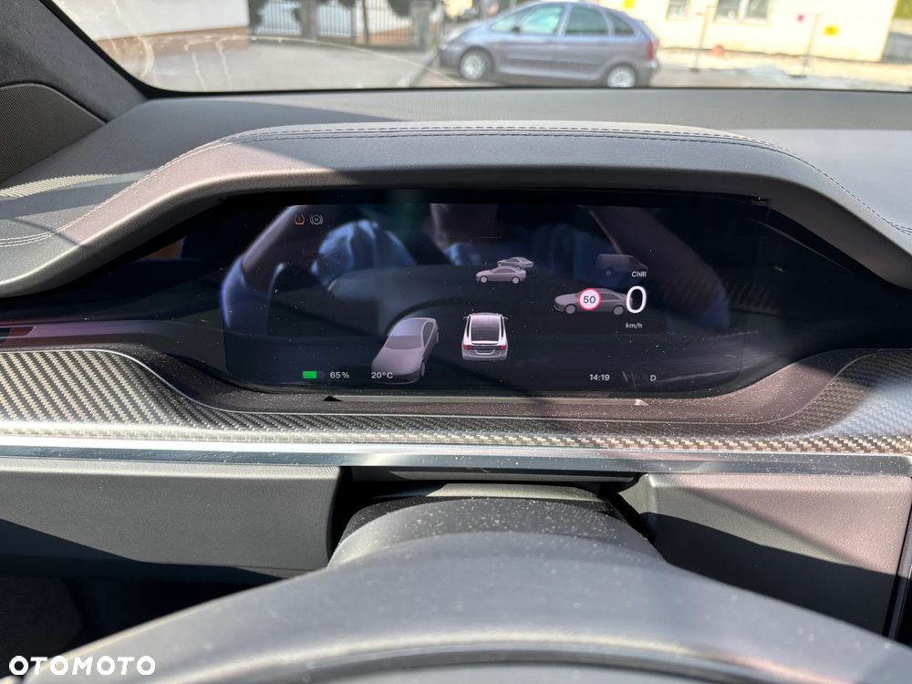 Tesla Model X Plaid - 2