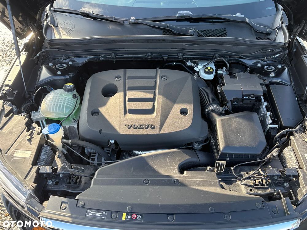 Volvo XC 40 D3 Momentum Pro - 24