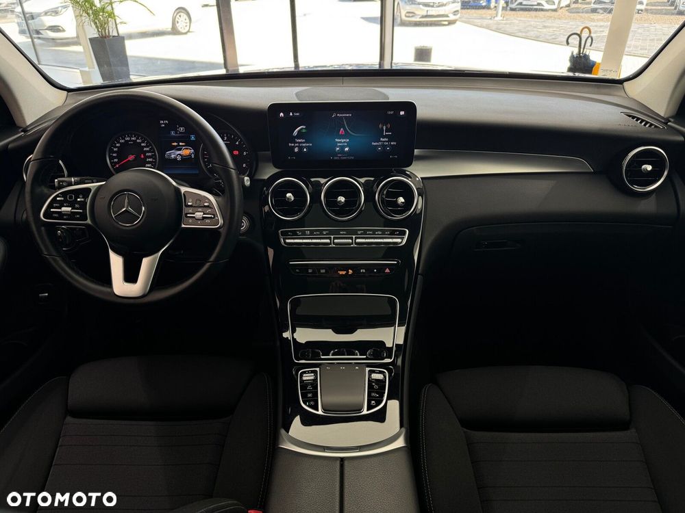 Mercedes-Benz GLC - 15