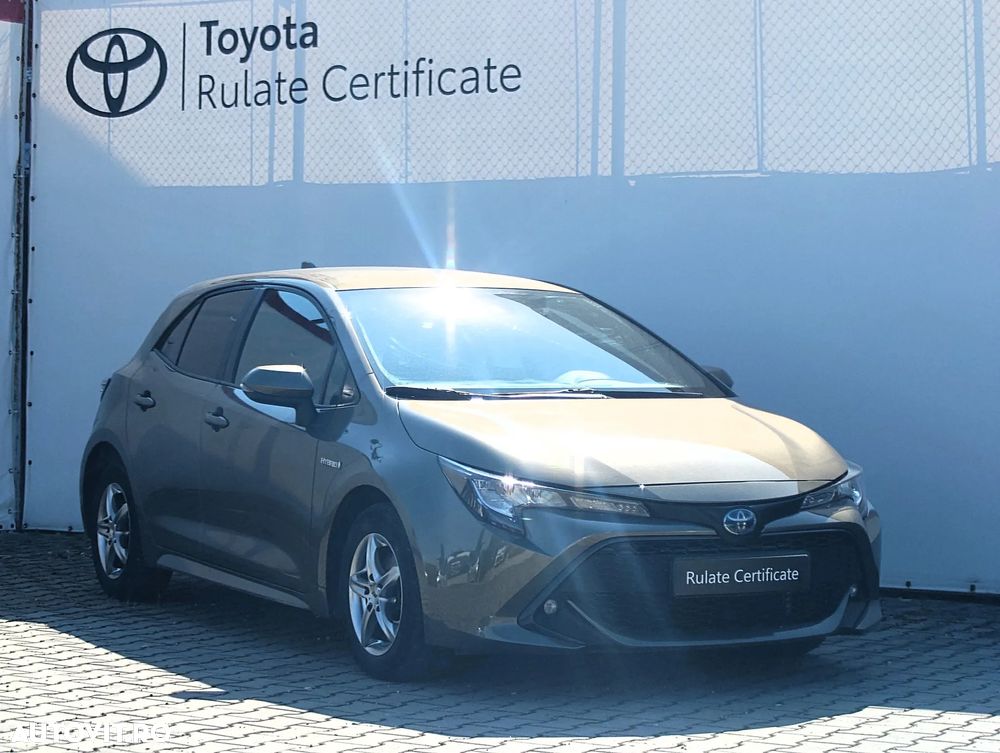 Toyota Corolla 1.8 HSD Business - 3