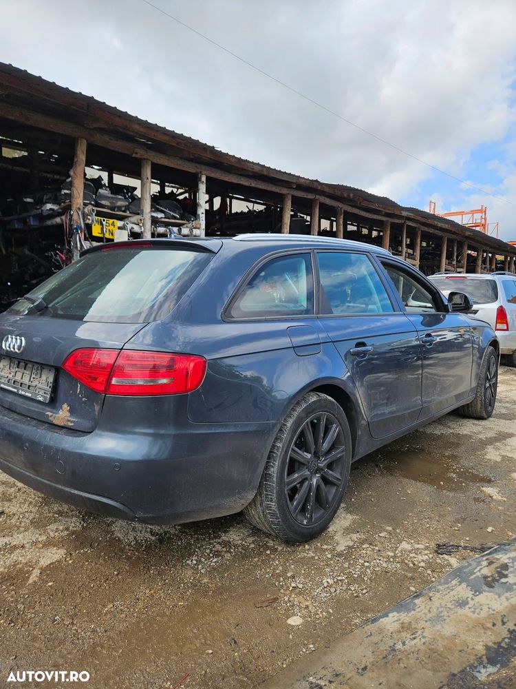Dezmembrez audi a4 b8,2l 143cp - 2