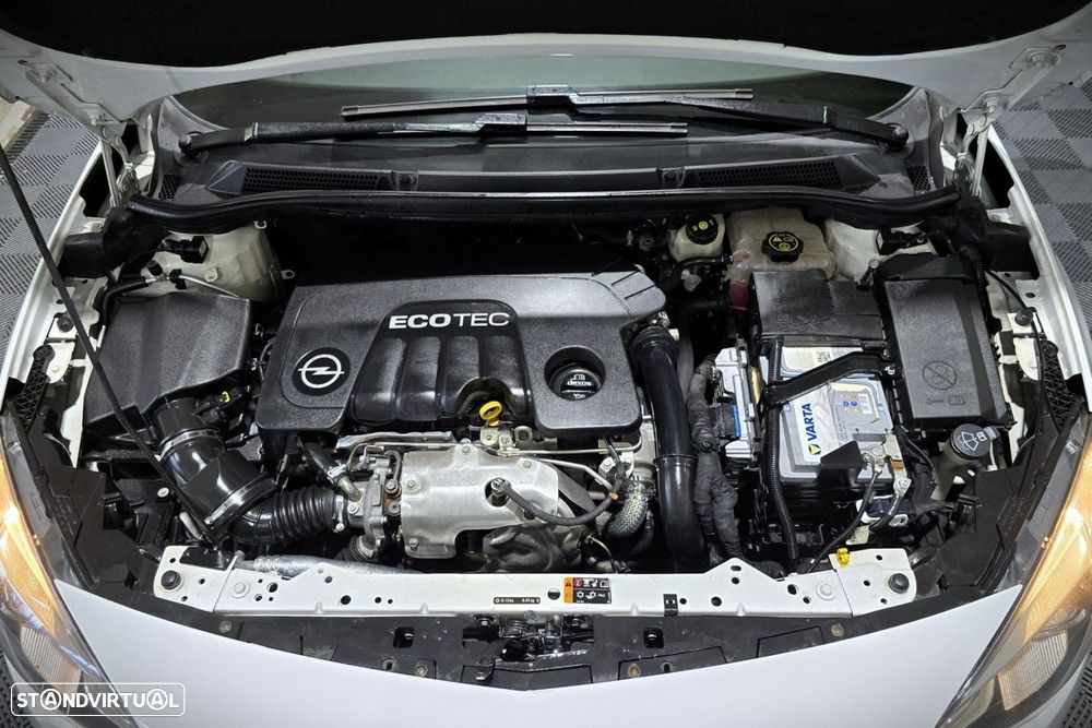 Opel Astra GTC 1.6 CDTi S/S - 33
