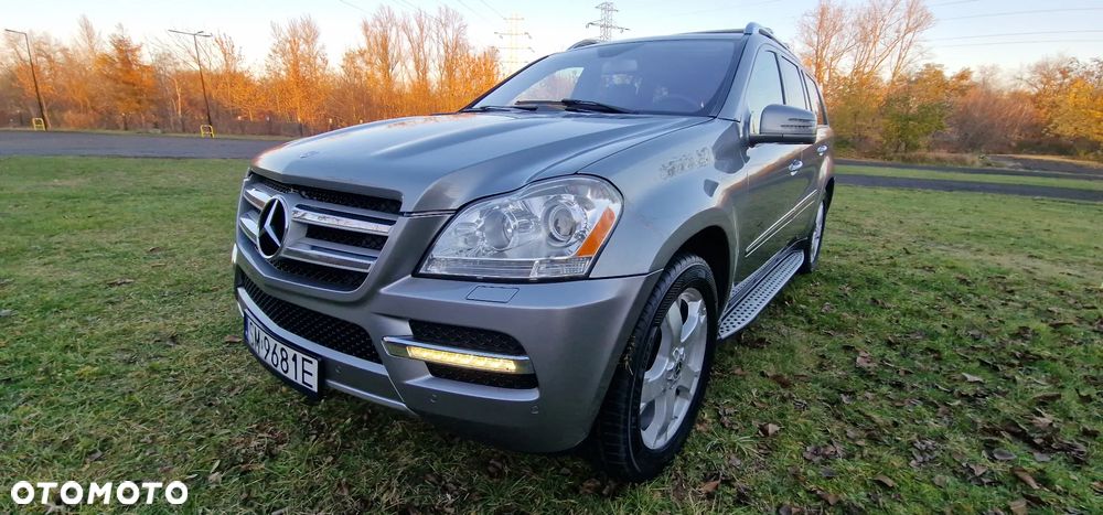 Mercedes-Benz GL 320 CDI 4Matic 7G-TRONIC - 24