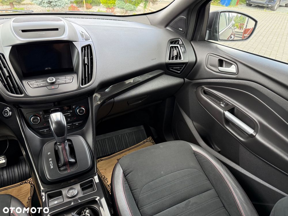 Ford Kuga - 16