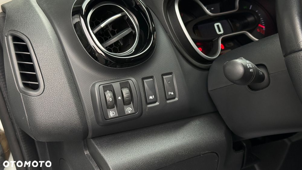 Renault Trafic 2.0 L2H1 HD Pack Clim (bryg.) - 22