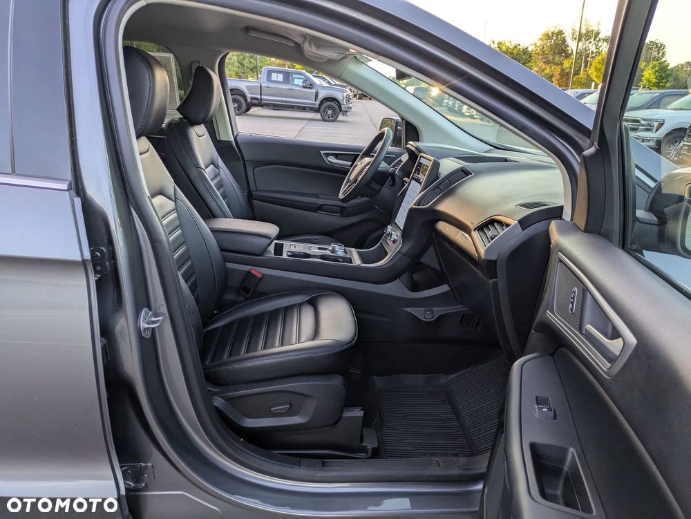 Ford Edge - 31
