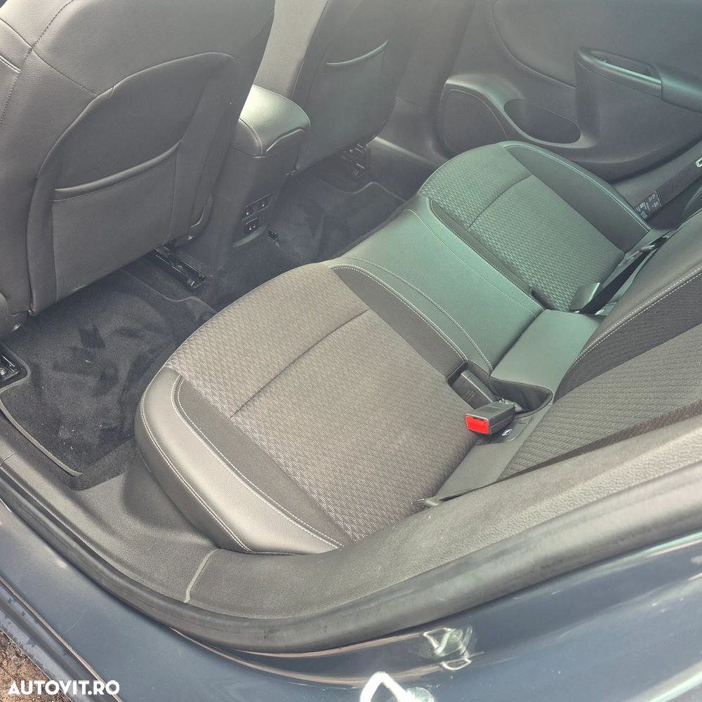 Opel Astra 1.6 CDTI DPF ecoFLEX Start/Stop Exklusiv - 19