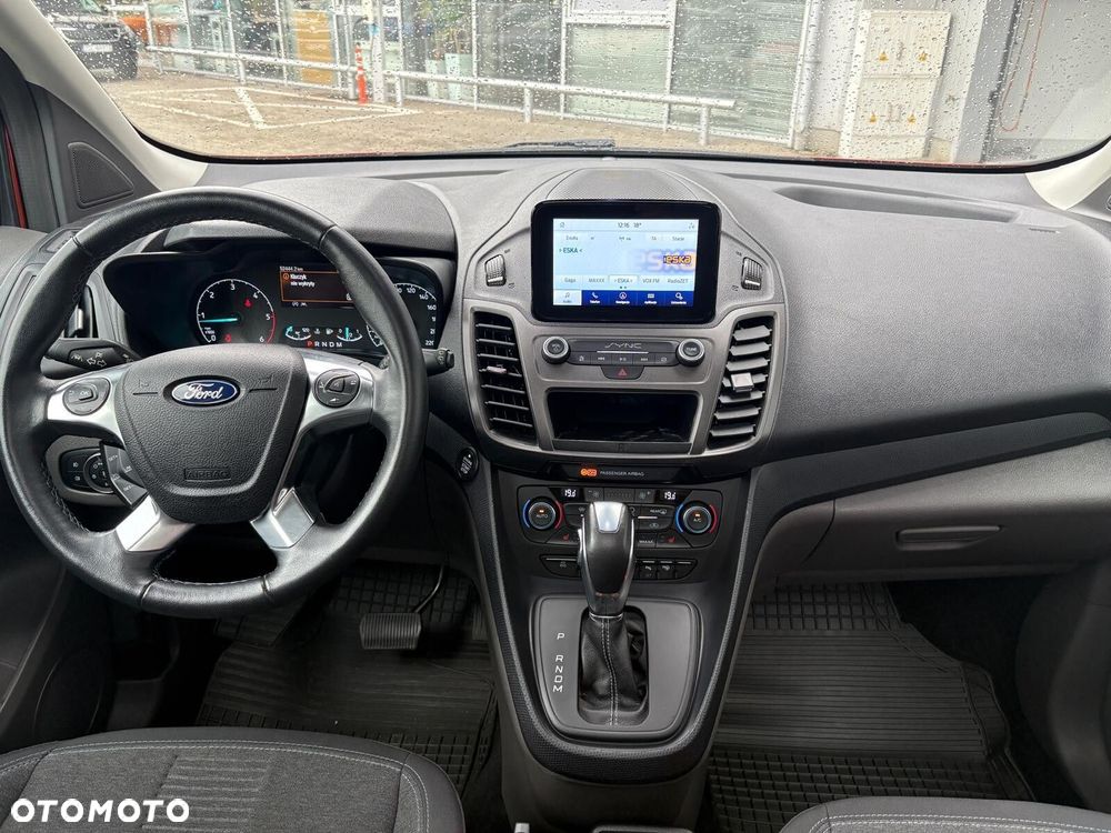 Ford Tourneo Connect Grand - 10