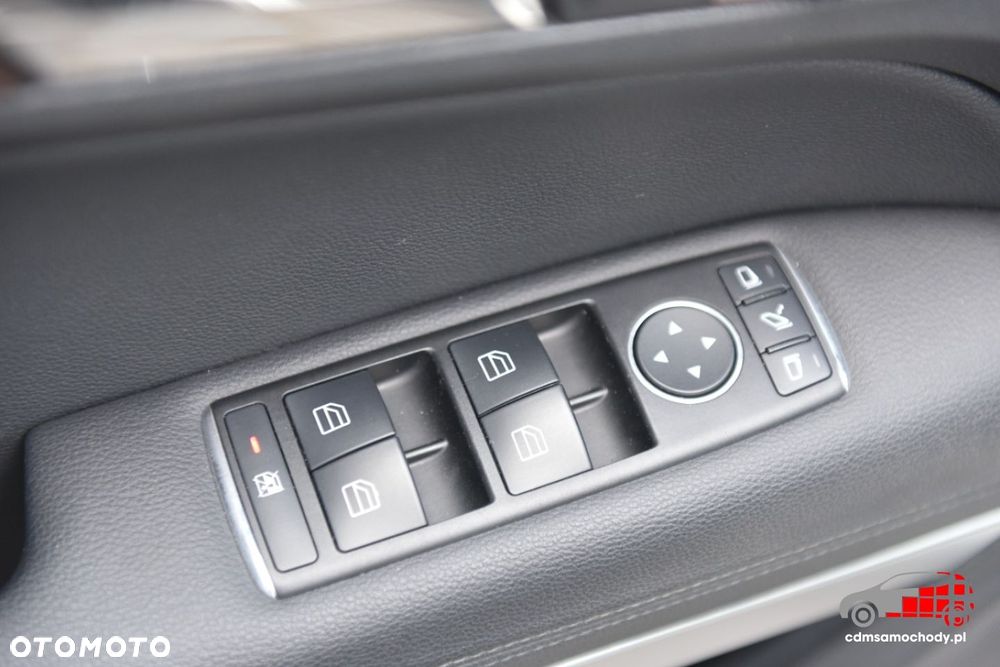 Mercedes-Benz Klasa E - 18